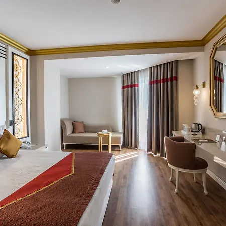 Resort Mary Palace & 4*
