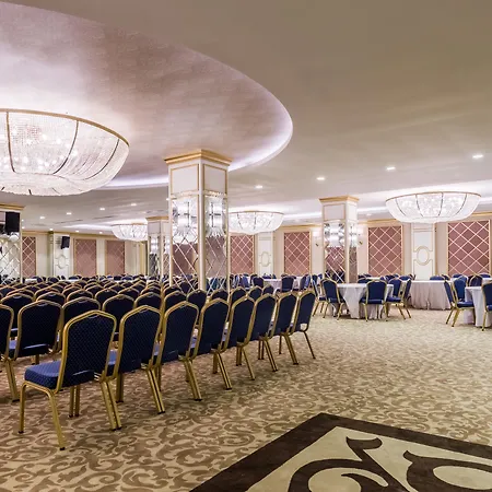 Resort Mary Palace & 4*