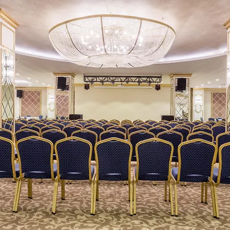 Resort Mary Palace & 4*