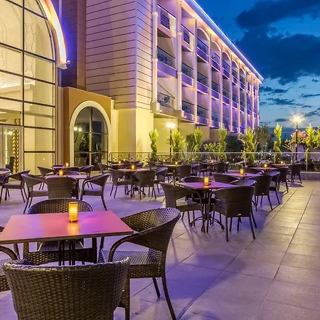 Resort Mary Palace & 4*